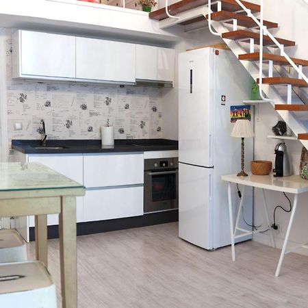 Duplex Center Parking Netflix Amazon Video Apartment Севиля Екстериор снимка