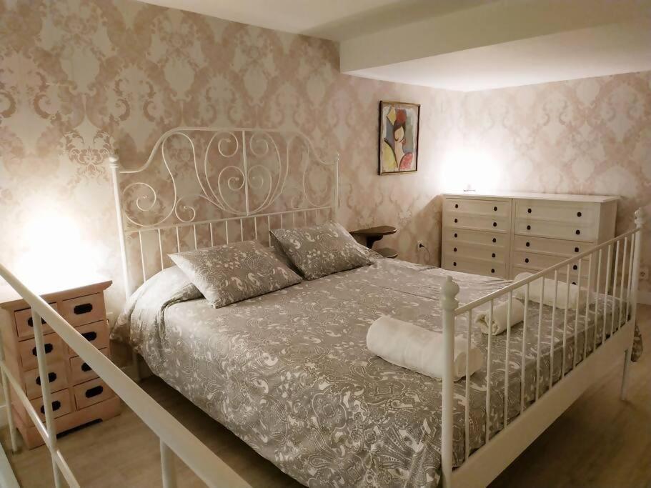 Duplex Center Parking Netflix Amazon Video Apartment Севиля Екстериор снимка