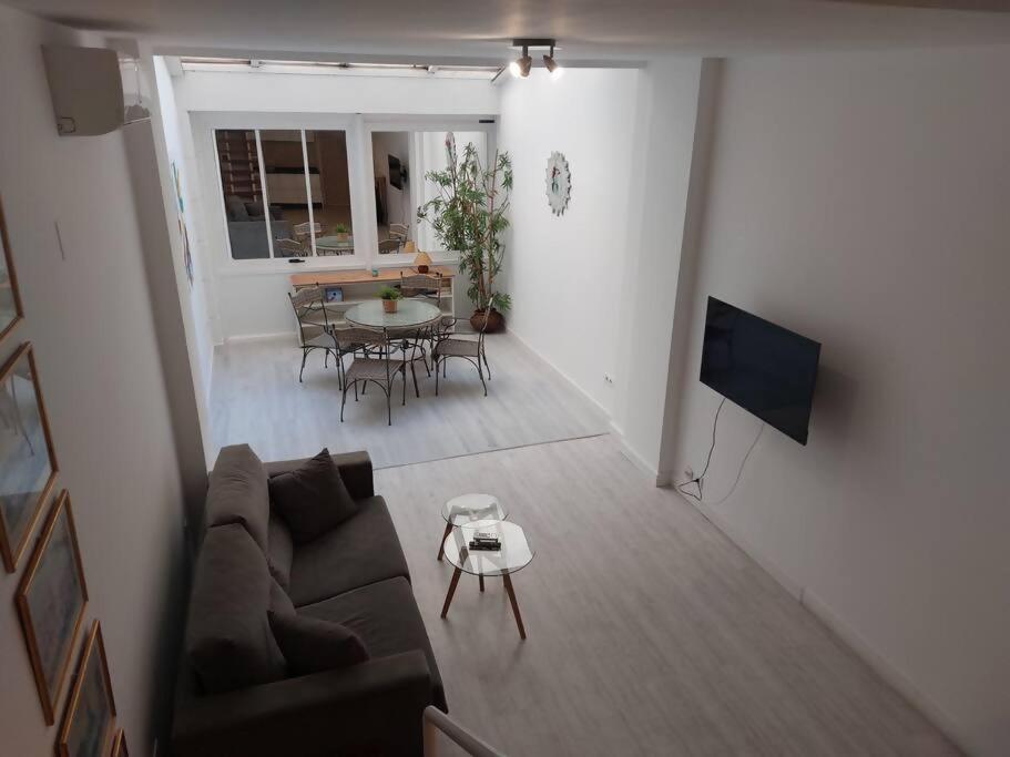 Duplex Center Parking Netflix Amazon Video Apartment Севиля Екстериор снимка