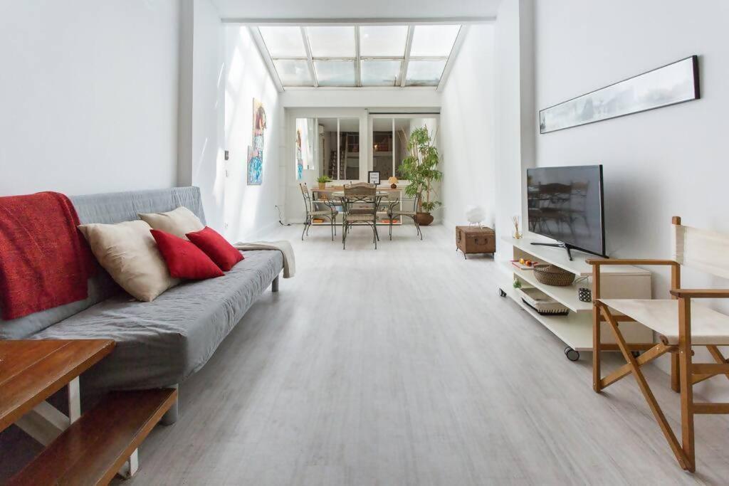 Duplex Center Parking Netflix Amazon Video Apartment Севиля Екстериор снимка